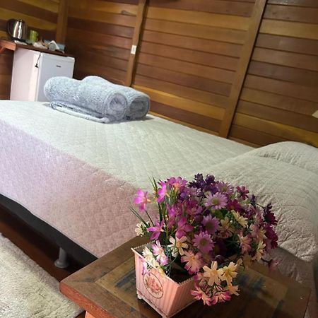 Hotel Chale Ipe Branco Pedra Azul  Zewnętrze zdjęcie